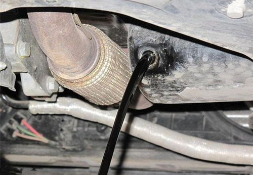 汽车电瓶坏了换下多少伏 汽车电瓶坏了换下多少伏