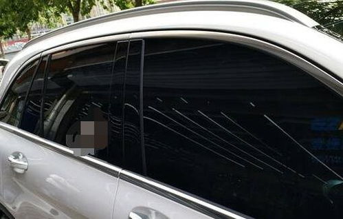 换汽车侧窗玻璃多少钱 换汽车侧窗玻璃多少钱