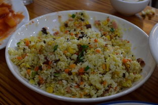小伙卖炒饭净赚50万:真收入 不怕打假 小伙卖炒饭净赚50万:真收入 不怕打假