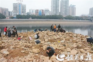 印度又断水:大坝关闭 下游河床裸露 印度又断水:大坝关闭 下游河床裸露
