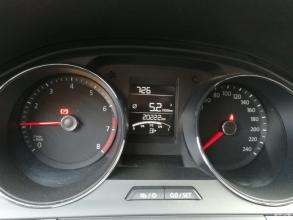 汽车一箱油能跑多少千米(汽车一箱油能跑多少千米,探究油耗与行驶距离的关系) 汽车一箱油能跑多少千米(汽车一箱油能跑多少千米,探究油耗与行驶距离的关系)