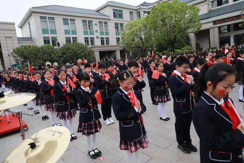 十万元的汽车能开多少年(十万元汽车的寿命与长期使用价值分析)